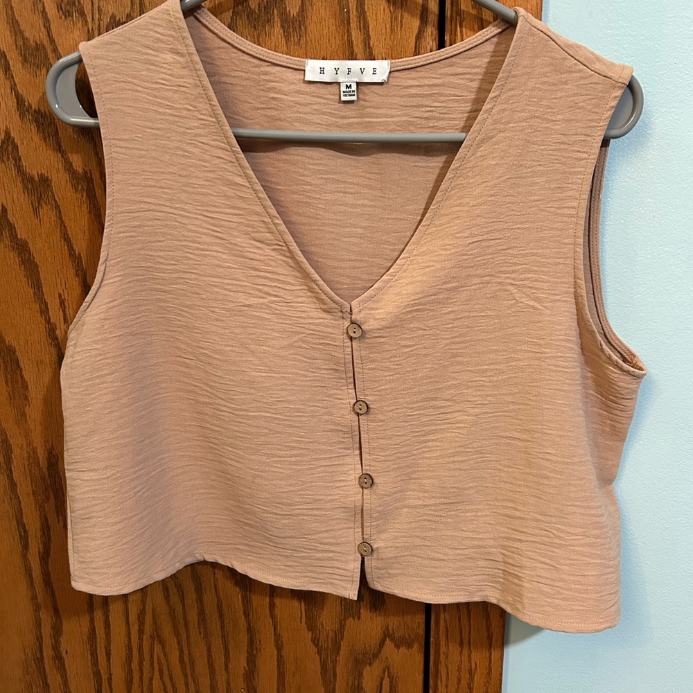 HYFVE Tan Button-Front Sleeveless Blouse
